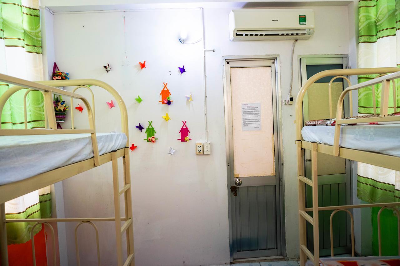 Color House Hostel Ho Chi Minh City Exterior photo