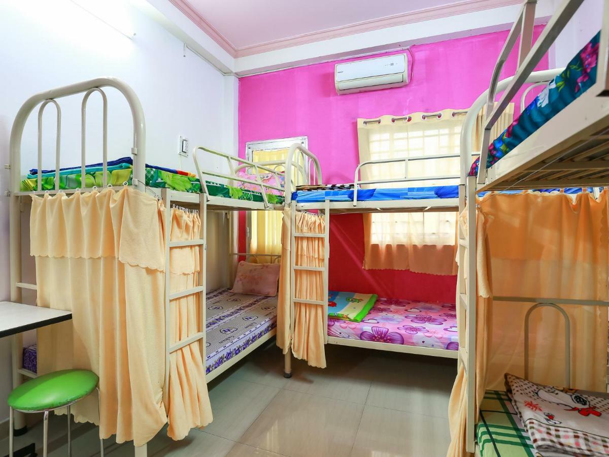 Color House Hostel Ho Chi Minh City Exterior photo